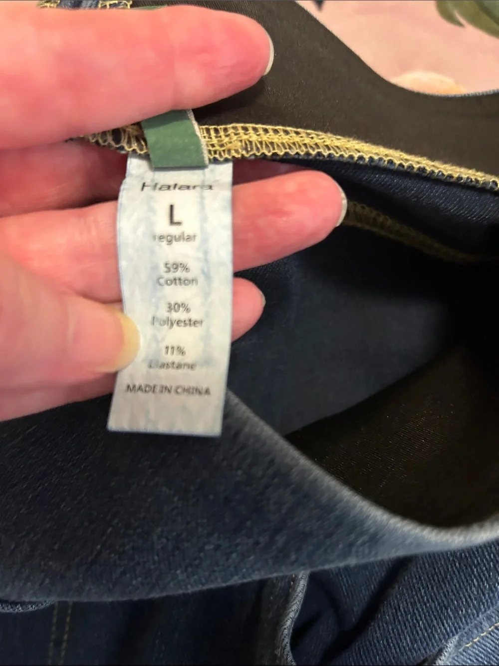 HALARA Wide-Leg Wide Waist Jeans in Dark Blue. Soft & Stretchy Fabric